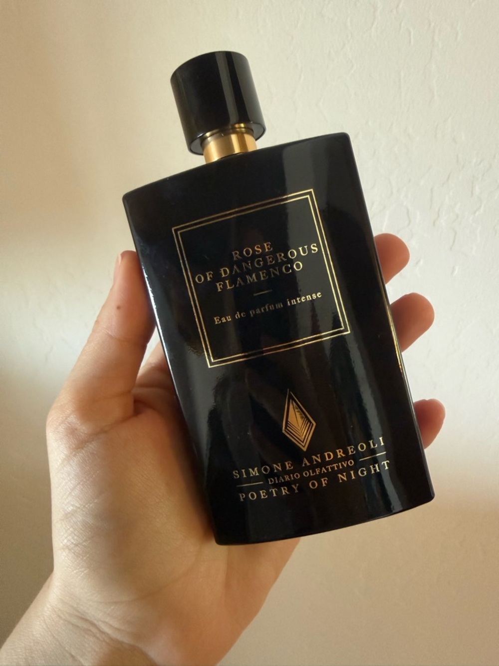 SIMONE ANDREOLI
ROSE OF DANGEROUS FLAMENCO